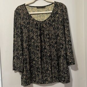 Top XL. Saffron and Black